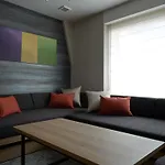 Premium Apart Monday Ginza East