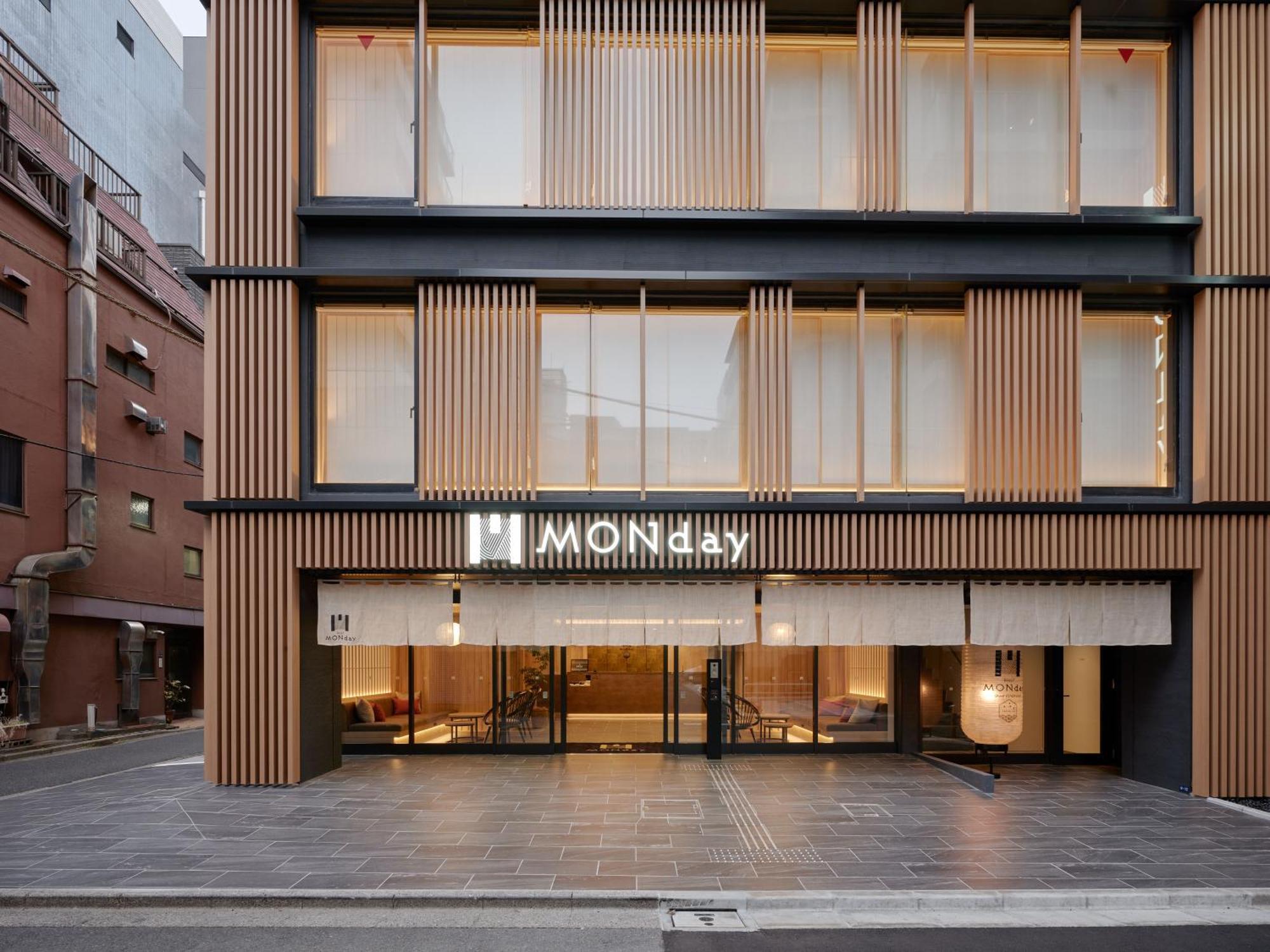 Premium Monday Ginza East 4*